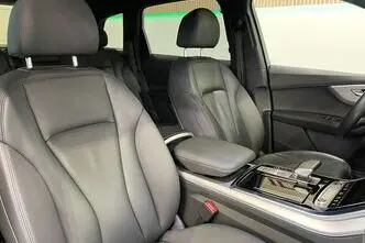 Audi Q7, 3.0, 210 kW, гибрид, автомат, полный привод