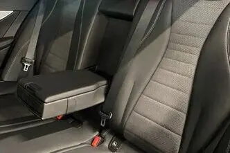 Mercedes-Benz E 300, 2.0, 143 kW, pistikhübriid, automaat, tagavedu