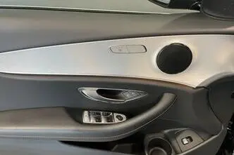 Mercedes-Benz E 300, 2.0, 143 kW, pistikhübriid, automaat, tagavedu