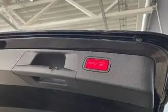 Mercedes-Benz E 300, 2.0, 143 kW, pistikhübriid, automaat, tagavedu