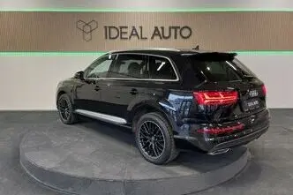 Audi Q7, 3.0, 210 kW, гибрид, автомат, полный привод