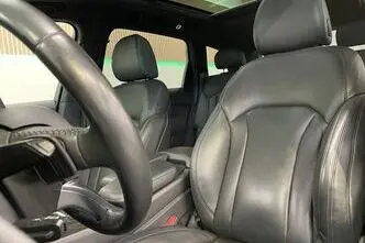 Audi Q7, 3.0, 210 kW, гибрид, автомат, полный привод