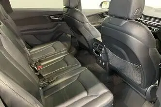 Audi Q7, 3.0, 210 kW, гибрид, автомат, полный привод