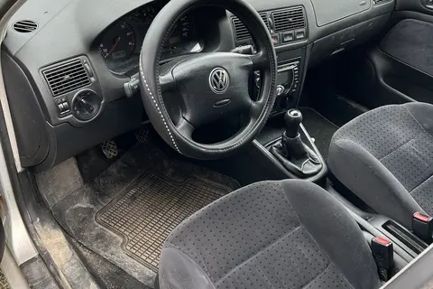 Volkswagen Golf, 1998, 1.6, 74 kW, бензин, механическая, передний привод