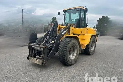 Volvo L40B, 71 kW, дизель, автомат