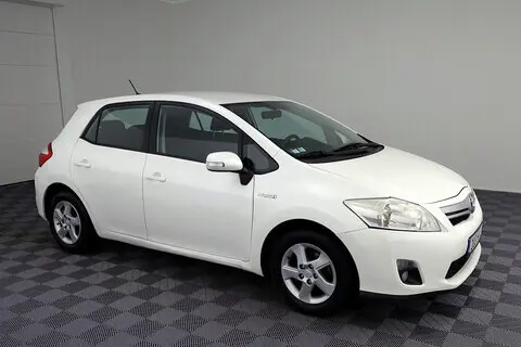 Toyota Auris, 2010, 1.8, 73 kW, hybrid p+e, automatic, front-wheel drive