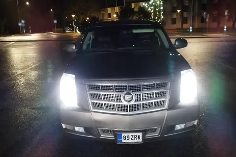 Cadillac Escalade, 2012, 6.0, 248 kW, гибрид б+э, автомат, полный привод