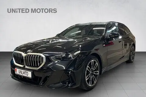 BMW 520, 2025, 2.0, 145 kW, hybrid d+e, automatic, four-wheel drive