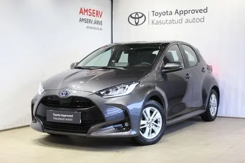 Toyota Yaris, 2022, 1.5, 68 kW, гибрид б+э, автомат, передний привод