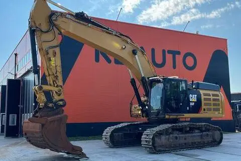 Caterpillar 352 F, 317 kW, diisel
