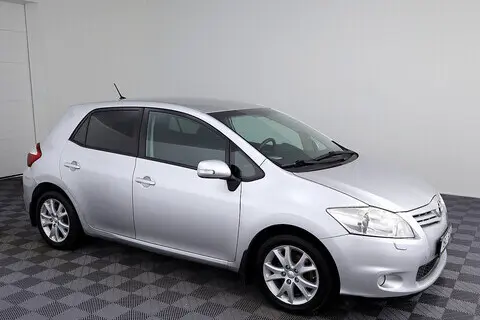 Toyota Auris, 2012, 1.6, 131 kW, bensiin, automaat, esivedu