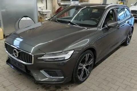 Volvo V60, 2020, 2.0, 288 kW, подключаемый гибрид б+э, автомат, полный привод