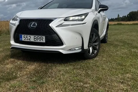 Lexus NX 300h, 2014, 2.5, 114 kW, гибрид б+э, автомат, полный привод