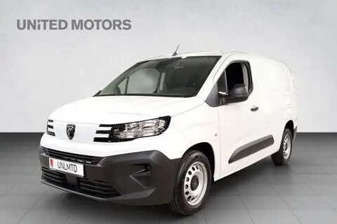 Peugeot Partner, 2025, 1.2, 81 kW, petrol, manual, front-wheel drive