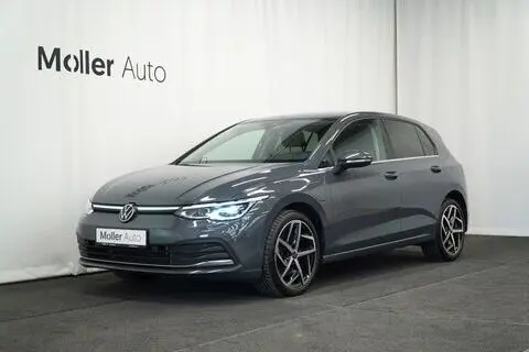 Volkswagen Golf, 2022, 1.4, 110 kW, plug-in hybrid p+e, automatic, front-wheel drive