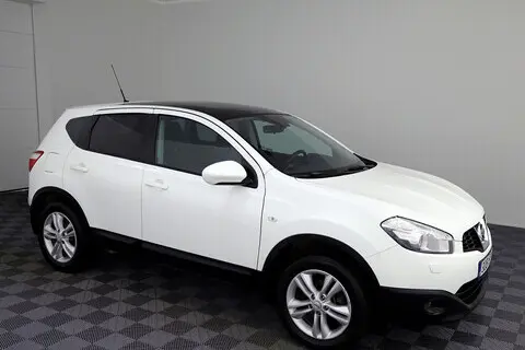 Nissan Qashqai, 2010, 1.6, 114 kW, petrol, manual, front-wheel drive