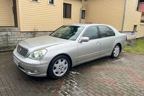 Lexus LS 430, 2001, 4.3, 207 kW, бензин, автомат, задний привод