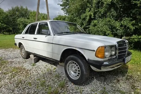 Mercedes-Benz 300, 1978, 3.0, 59 kW, дизель, механическая, задний привод