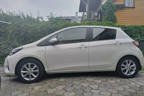 Toyota Yaris, 2020, 1.5, 54 kW, hübriid b+e, automaat, esivedu