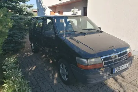 Chrysler Voyager, 1995, 2.5, 72 kW, petrol, manual, front-wheel drive