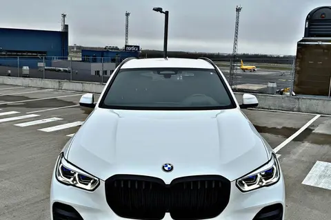BMW X5, 2022, 3.0, 210 kW, hybrid d+e, automatic, four-wheel drive