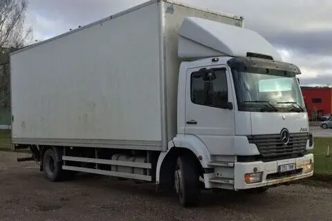 Mercedes-Benz Atego, 2003, 7.2, 240 kW, дизель, задний привод