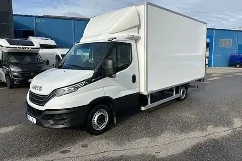 Iveco Daily, 2023, 3.0, 129 kW, diisel, automaat, tagavedu