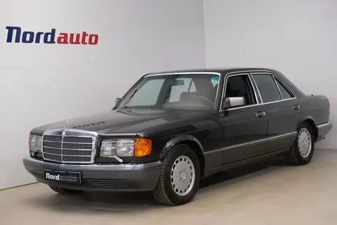 Mercedes-Benz 560, 1990, 5.6, 220 kW, petrol, automatic, rear-wheel drive