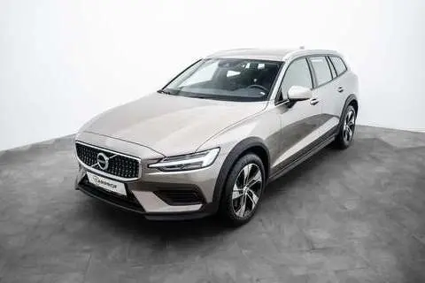 Volvo V60 Cross Country, 2022, 2.0, 184 kW, hübriid b+e, automaat, nelikvedu