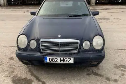 Mercedes-Benz E 200, 1998, 2.0, 100 kW, petrol, manual, rear-wheel drive