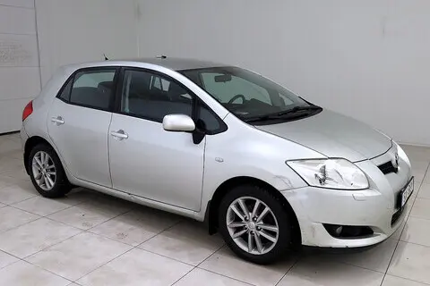 Toyota Auris, 2009, 1.6, 91 kW, бензин, механическая, передний привод