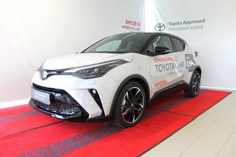 Toyota C-HR, 2023, 1.8, 72 kW, гибрид б+э, автомат, передний привод