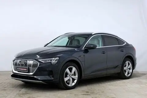Audi e-tron, 2020, 158 kW, electric, automatic, four-wheel drive