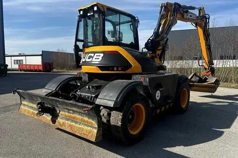 JCB HD110WT SV, 4.8, 81 kW, diesel, four-wheel drive