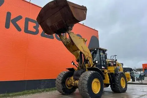 Caterpillar 982 M 4x4, 321 kW, diesel, automatic
