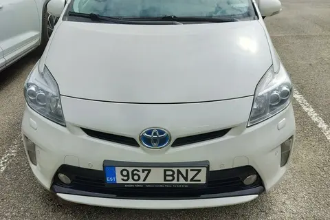 Toyota Prius, 2015, 1.8, 73 kW, гибрид б+э, автомат, передний привод