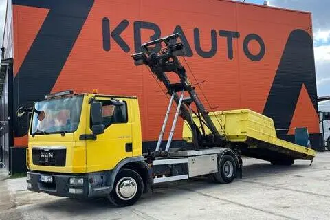 MAN TGL 12.250 4x2, 2010, 6.9, 184 kW, дизель, механическая, задний привод