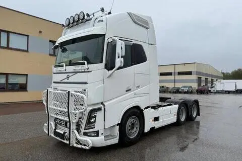 Volvo FH750 6X4 + RETARDER + HYDRAULICS, 2021, 552 kW, дизель, автомат
