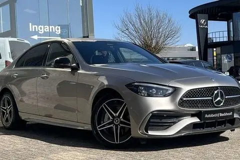 Mercedes-Benz C 300, 2023, 2.0, 230 kW, hübriid b+e, automaat