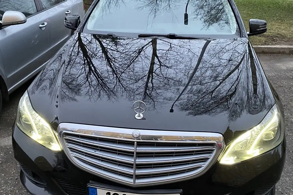 Mercedes-Benz E 220, 2014, 2.1, 125 kW, diesel, manual, rear-wheel drive