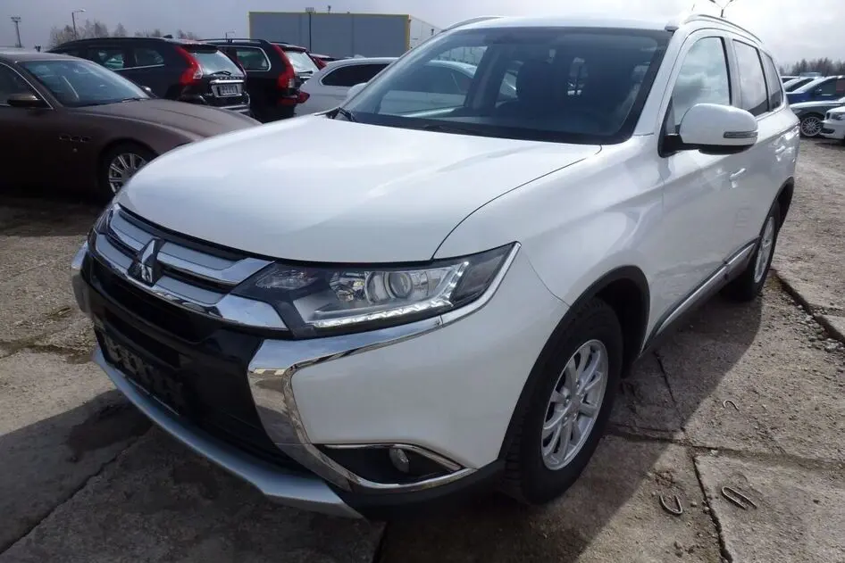 Mitsubishi Outlander, 2.3, 110 kW, diesel, automatic, four-wheel drive