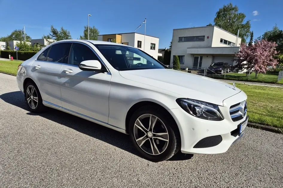 Mercedes-Benz C 180, 2015, 1.6, 85 kW, diesel, manual, rear-wheel drive