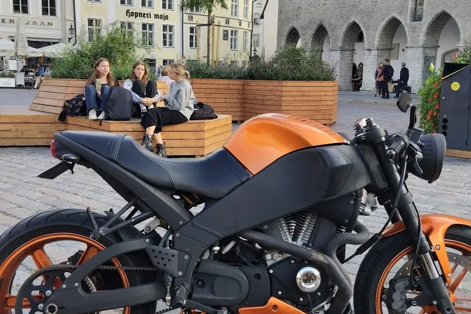 1.0, 68 kW, бензин, механическая, задний привод