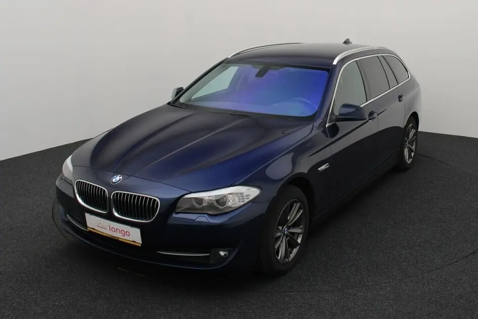 BMW 520, 2.0, 135 kW, бензин, автомат, задний привод