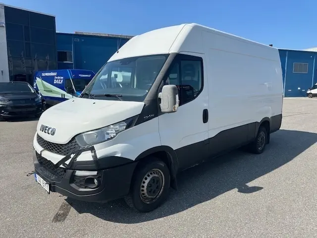 Iveco Daily, 2015, 3.0, 125 kW, diisel, automaat, tagavedu