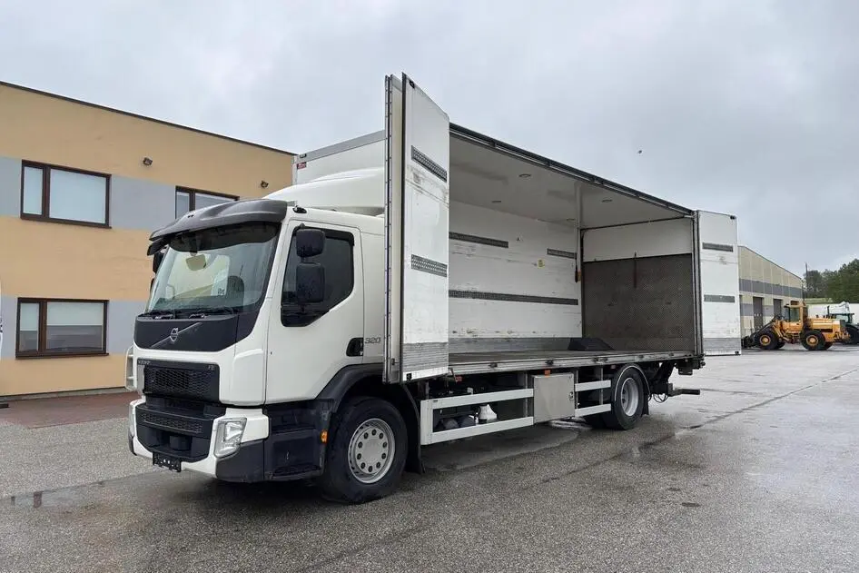 Volvo FE320, 240 kW, diesel, automatic