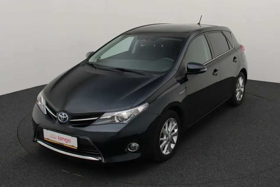 Toyota Auris, 1.8, 73 kW, hybrid, automatic, front-wheel drive