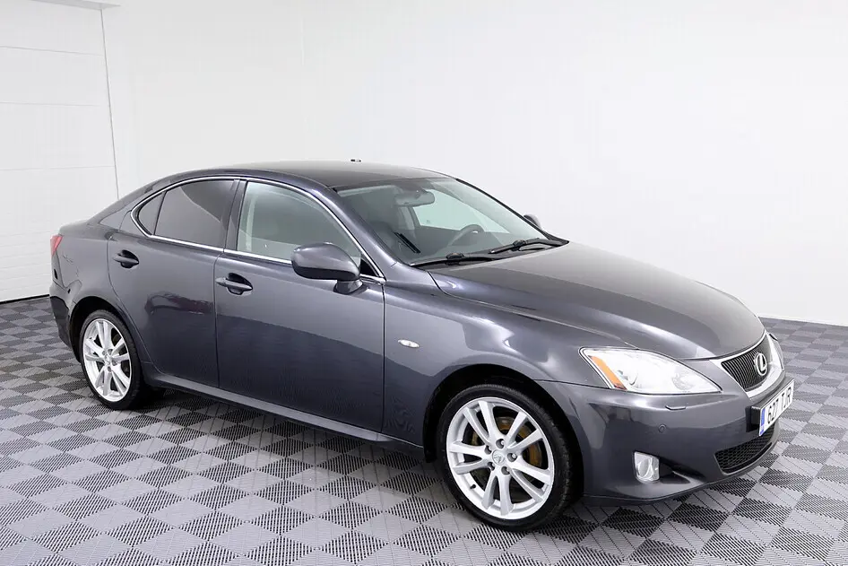 Lexus IS 220, 2.2, 130 kW, diesel, manual, rear-wheel drive