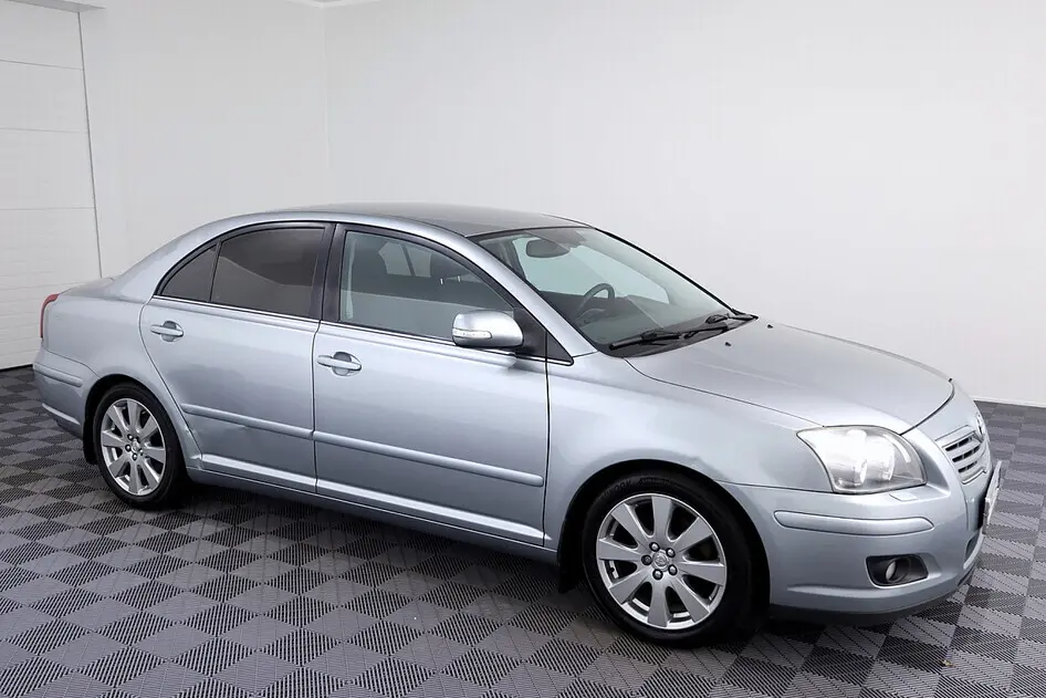 Toyota Avensis, 2.0, 108 kW, petrol, manual, front-wheel drive