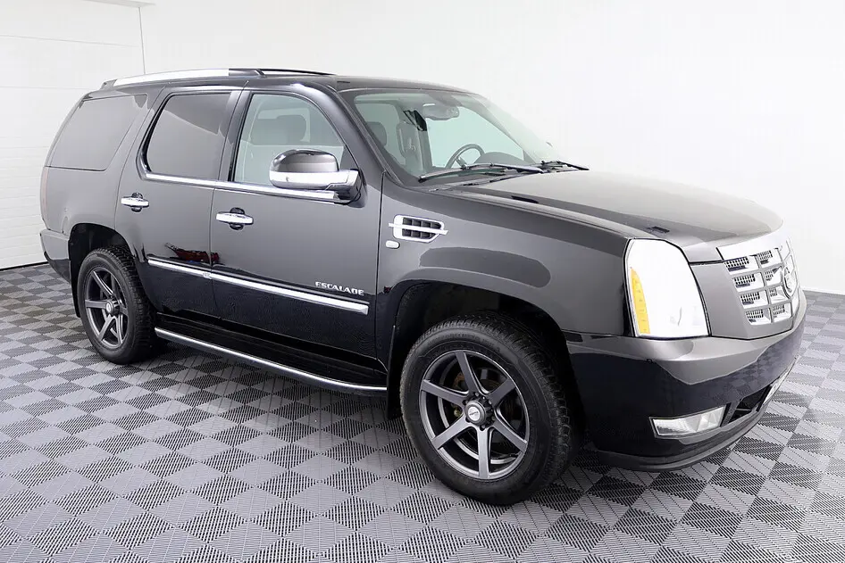 Cadillac Escalade, 6.2, 301 kW, бензин, автомат, полный привод